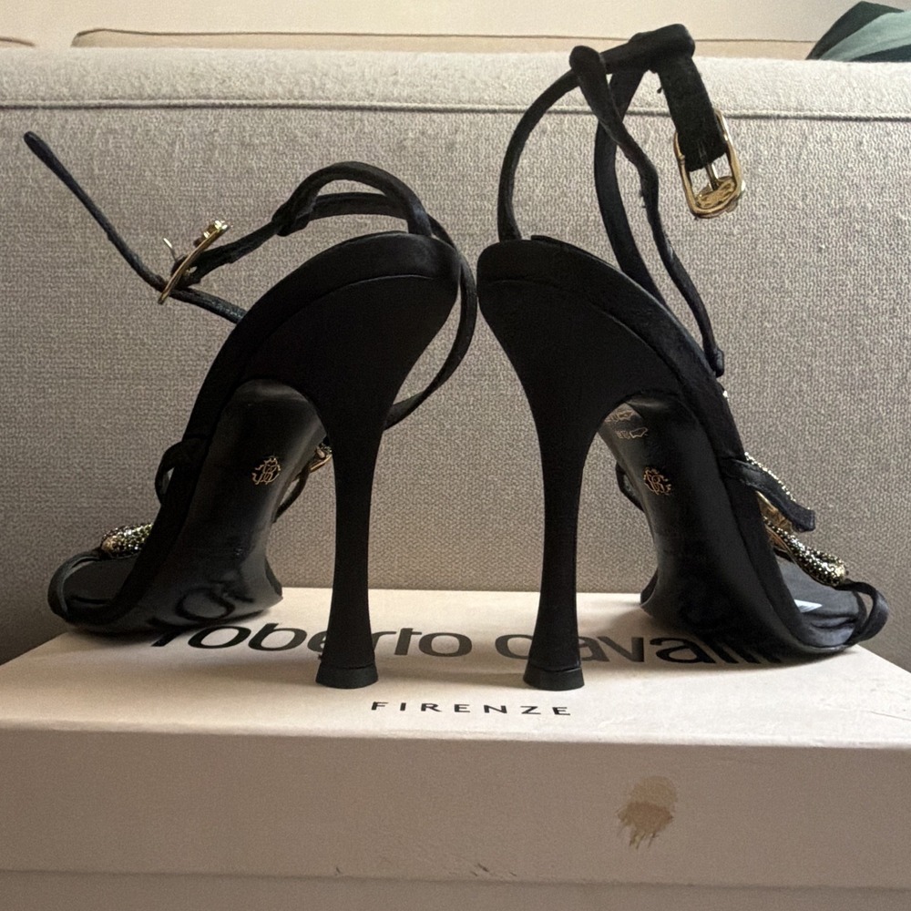 Roberto Cavalli Black/Gold Silk Strappy Open Toe Ankle Strap Buckle Heel 9 NIB - Picture 4 of 6